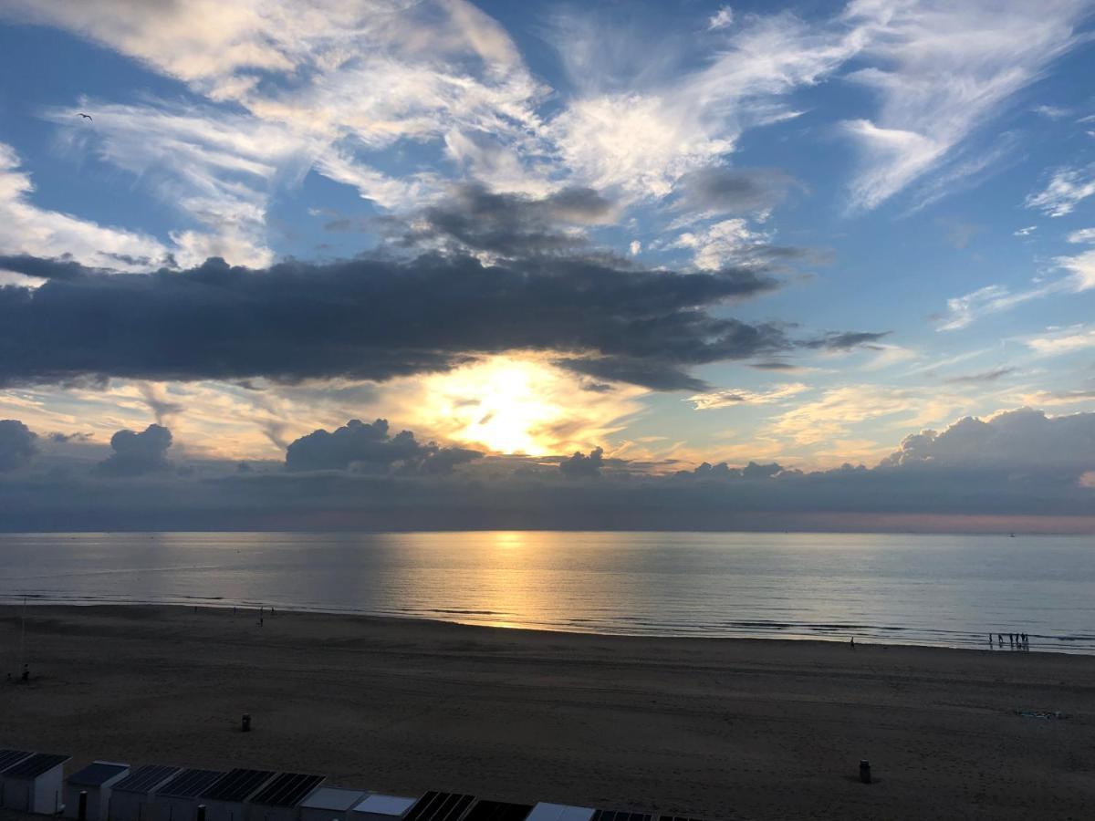 Luxe App - Zeedijk Mariakerke - Prachtig Zeezicht Apartment Ostend Luaran gambar